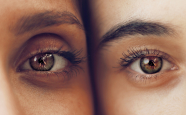 Ojeras y bolsas: cómo aplicar el contorno de ojos de manera correcta